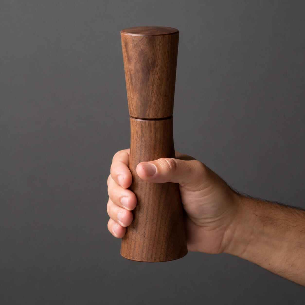 Magnus Pepper Mill Large Dark Walnut, Hand-finshed, Crush-Grind Mechanism
